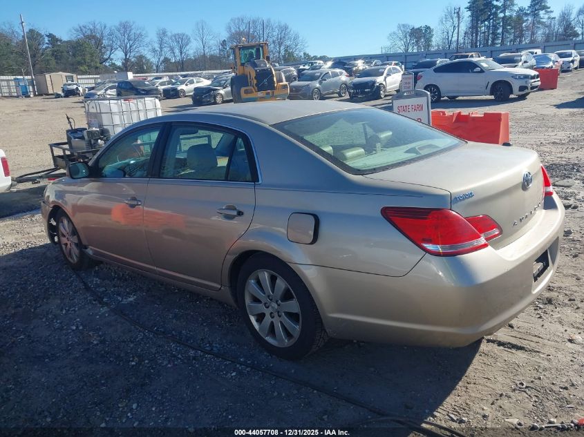 2005 Toyota Avalon Xls