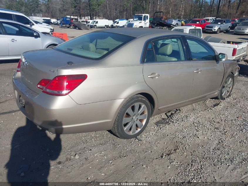 2005 Toyota Avalon Xls