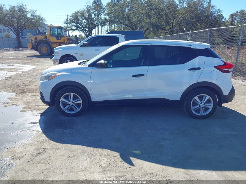 VIN 3N1CP5BV2LL540670 2020 NISSAN KICKS S XTRONIC CVT