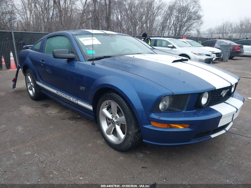 1ZVHT82H185176305 2008 Ford Mustang Gt Deluxe/Gt Premium auction photo 1