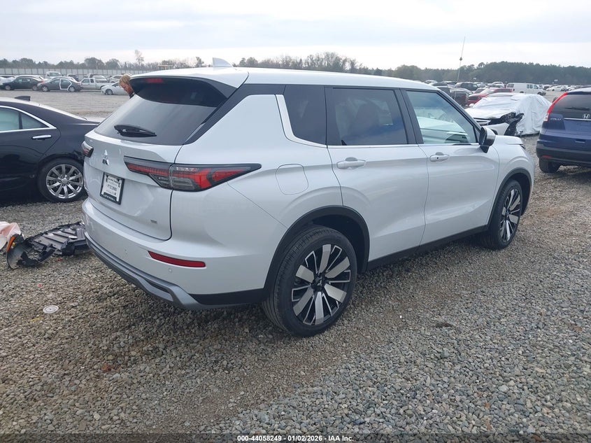 2025 Mitsubishi Outlander Se 2.5 2Wd