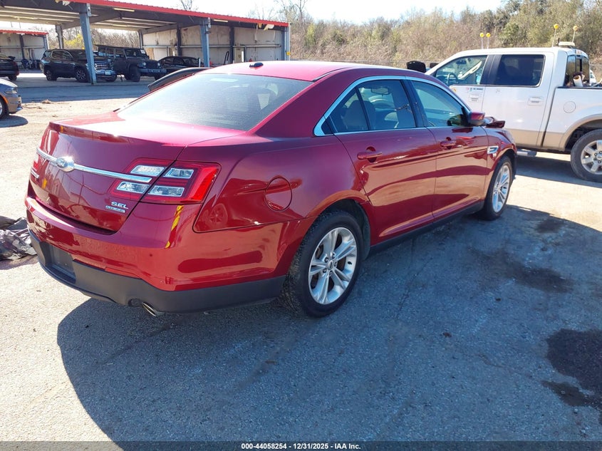 2018 Ford Taurus Sel