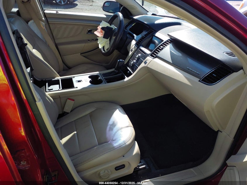 2018 Ford Taurus Sel