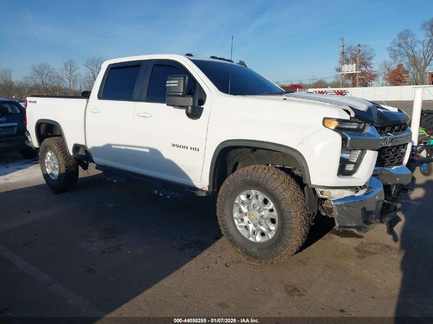 2022 Chevrolet Silverado 3500Hd 4Wd Standard Bed Lt