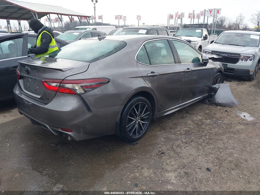 2022 Toyota Camry Se