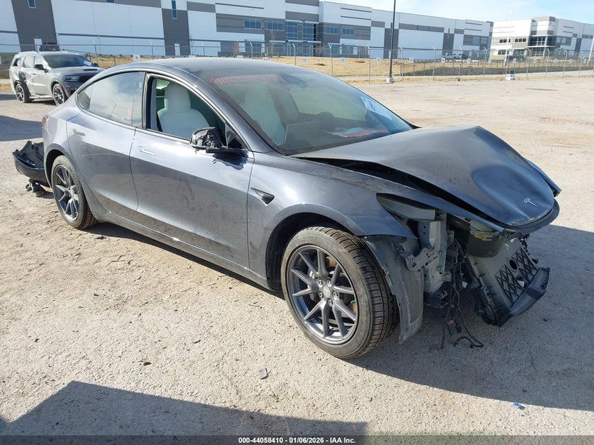 2021 Tesla Model 3 Standard Range Plus Rear-Wheel Drive