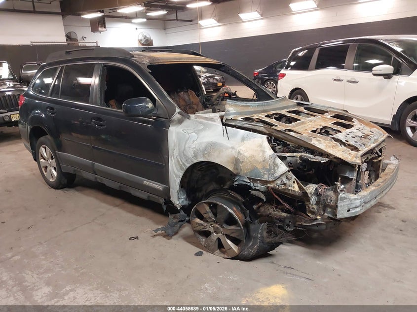 4S4BRBJC5C3296098 2012 Subaru Outback 2.5I Limited auction photo 1