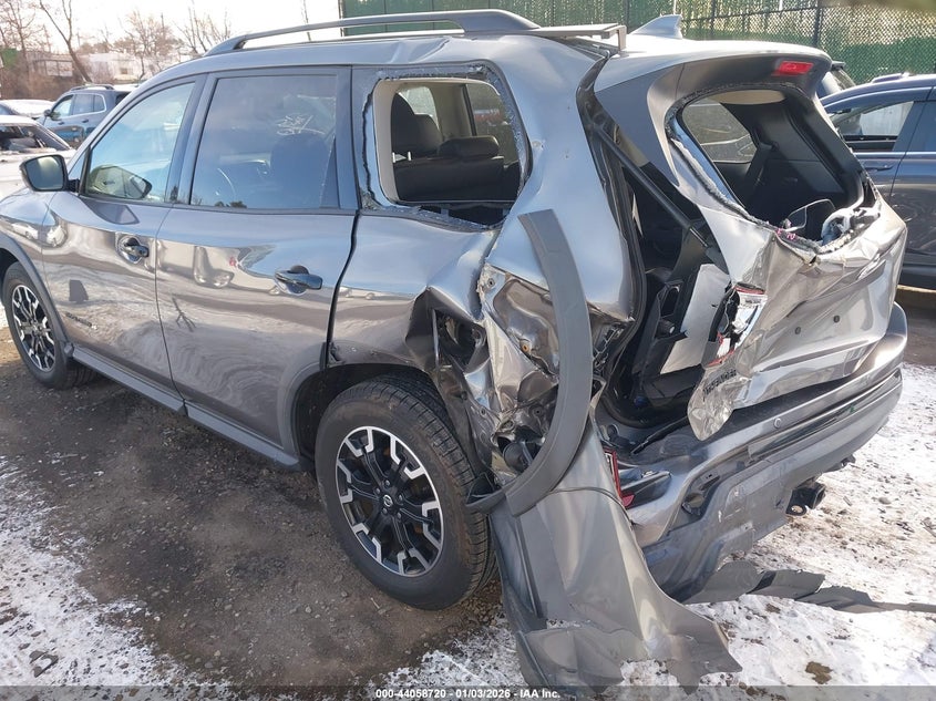 2020 Nissan Pathfinder Sv 4Wd