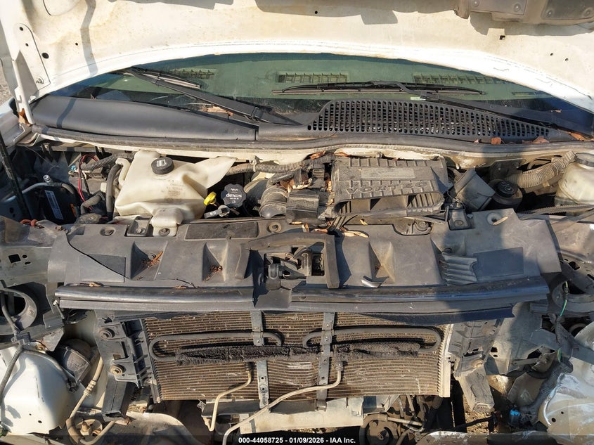 2017 GMC Savana Cutaway Work Van VIN: 1GD37TCG5H1127265 Lot: 44058725