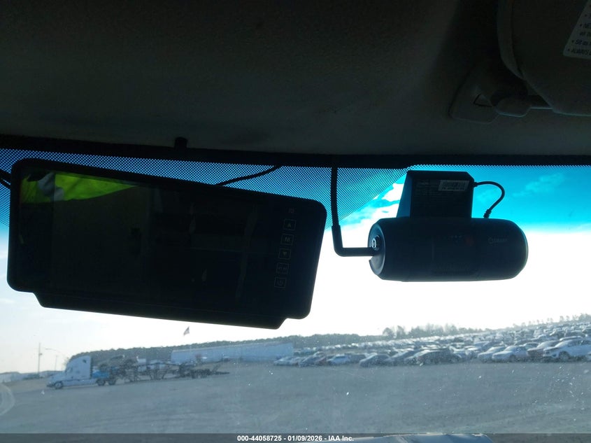 2017 GMC Savana Cutaway Work Van VIN: 1GD37TCG5H1127265 Lot: 44058725