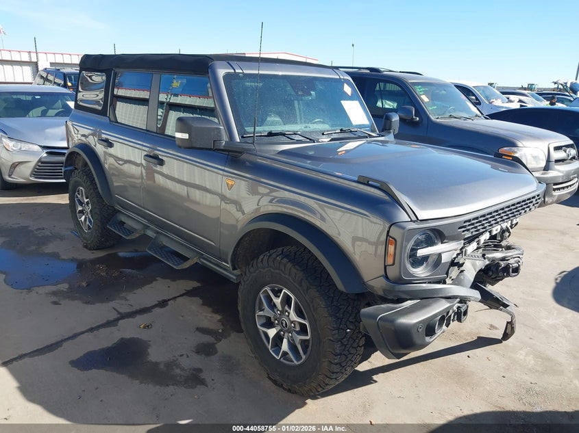 2023 Ford Bronco Badlands