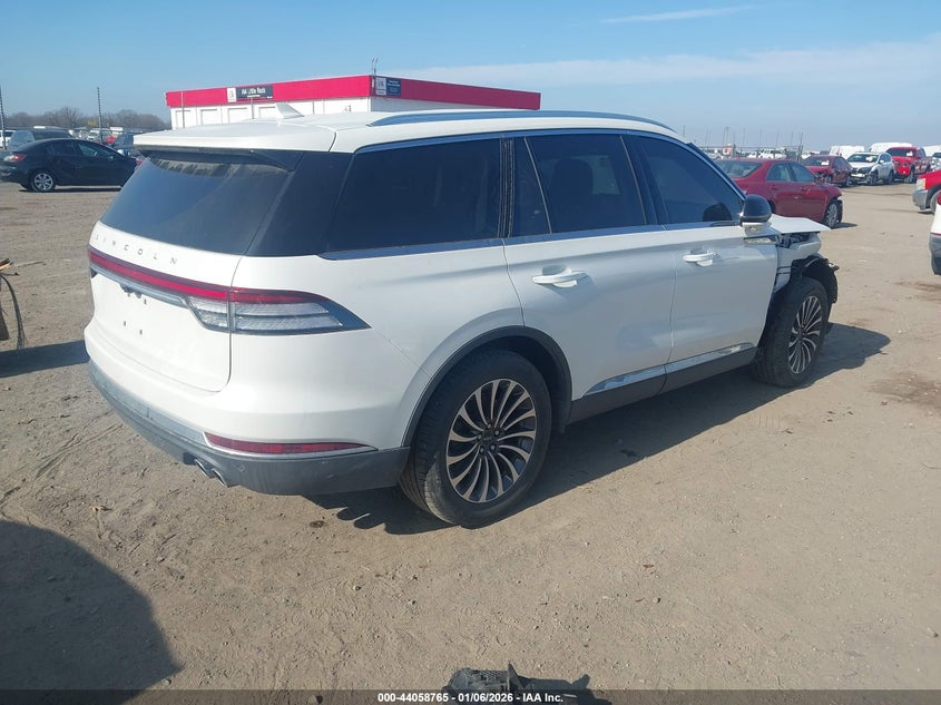 Vin: 5lm5j7xc6lgl21797, lot: 44554548, lincoln aviator reserve 20204