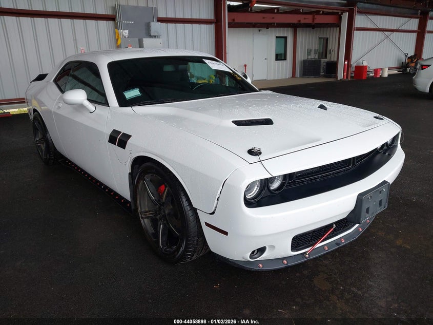 2C3CDZAG5MH573838 2021 Dodge Challenger Sxt auction photo 1