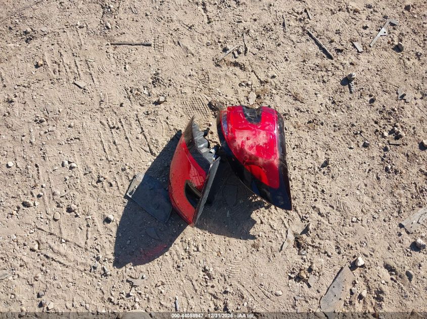 2024 Chrysler Pacifica - 2C4RC1S72RR153285