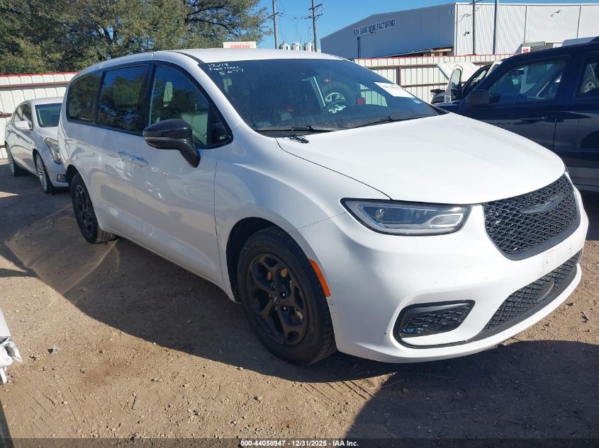 2024 Chrysler Pacifica - 2C4RC1S72RR153285