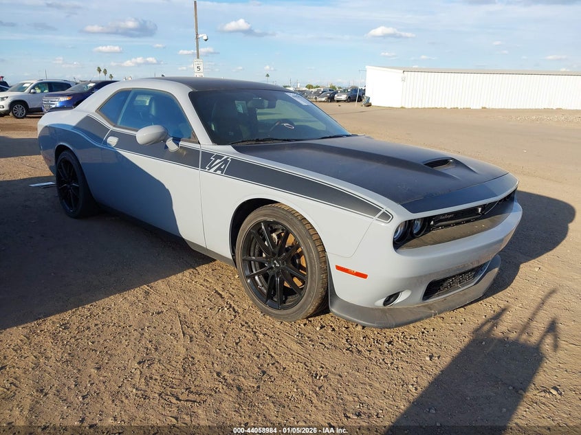 2C3CDZBT3NH223668 2022 Dodge Challenger R/T auction photo 1