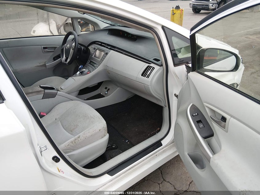 2012 Toyota Prius 1.8 Two white Lot 111044059095 Vin JTDKN3DU9C5453646