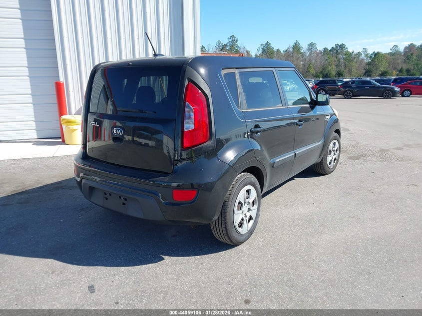 Vin: kndjt2a50c7470428, lot: 44554889, kia soul 20124
