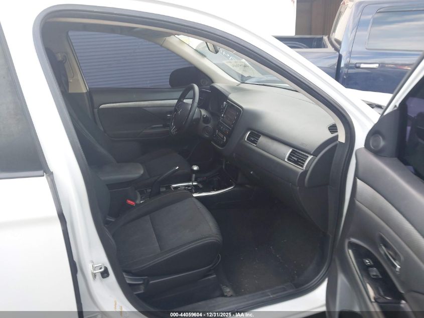 2017 Mitsubishi Outlander Se