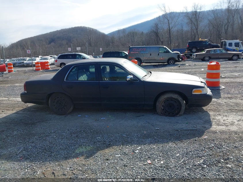 2008 Ford Crown Victoria Standard VIN: 2FAFP73V38X134803 Lot: 44059792