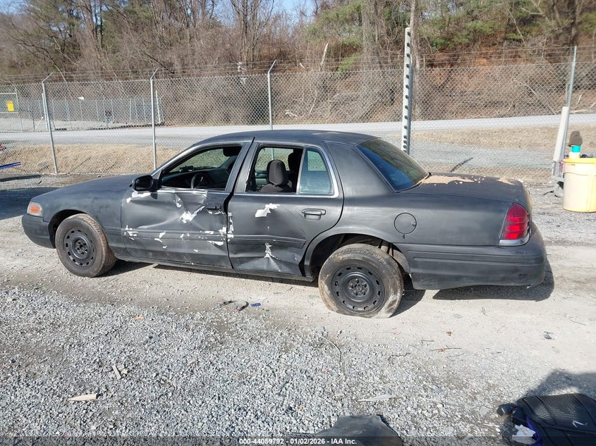 2008 Ford Crown Victoria Standard VIN: 2FAFP73V38X134803 Lot: 44059792