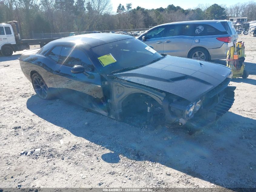 2022 Dodge Challenger Sxt