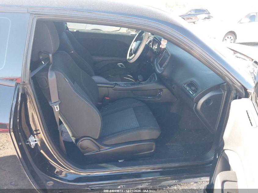 2022 Dodge Challenger Sxt