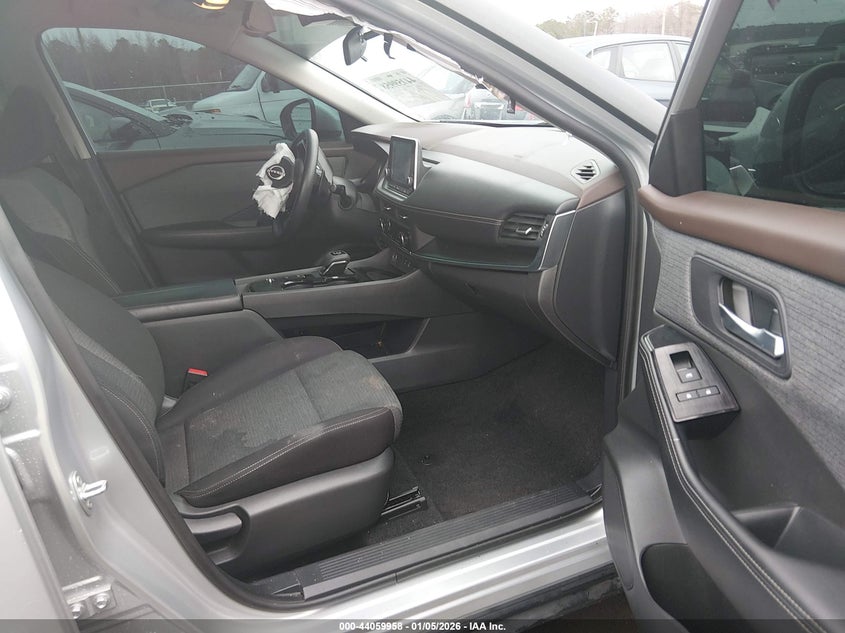 2023 Nissan Rogue Sv Fwd