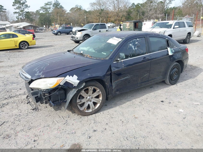 2013 Chrysler 200 Touring