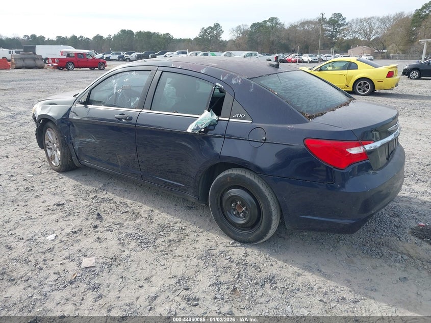 2013 Chrysler 200 Touring