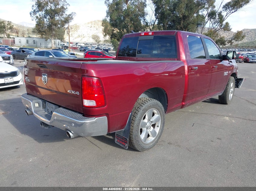 Vin: 1c6rr7tt1hs761557, lot: 44555875, ram 1500 big horn  4x4 6'4 box 20174