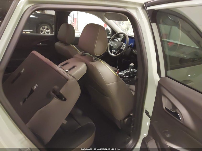 VIN KL77LKEP5SC157934 2025 CHEVROLET TRAX FWD ACTIV