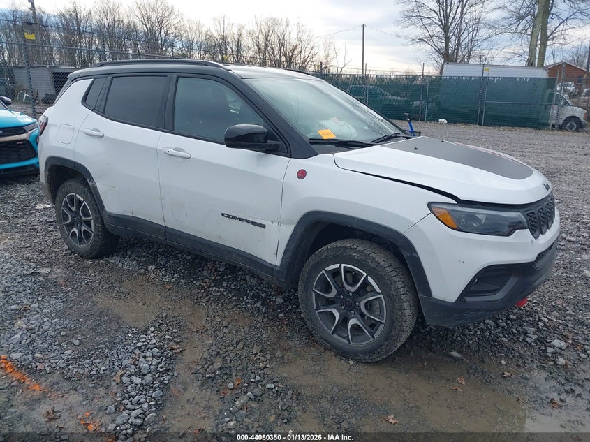 2025 Jeep Compass Trailhawk 4X4