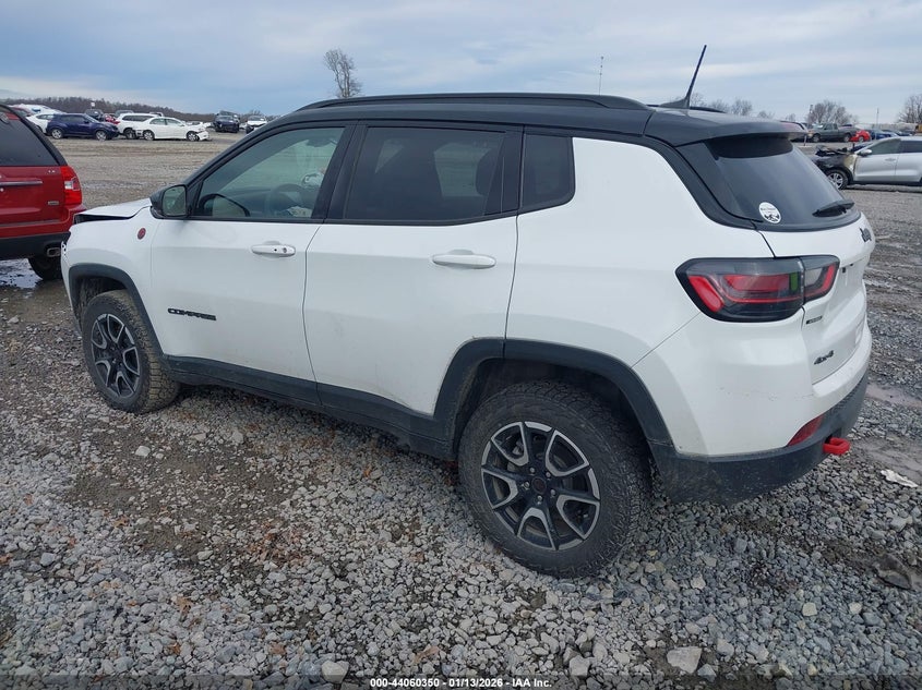 2025 Jeep Compass Trailhawk 4X4