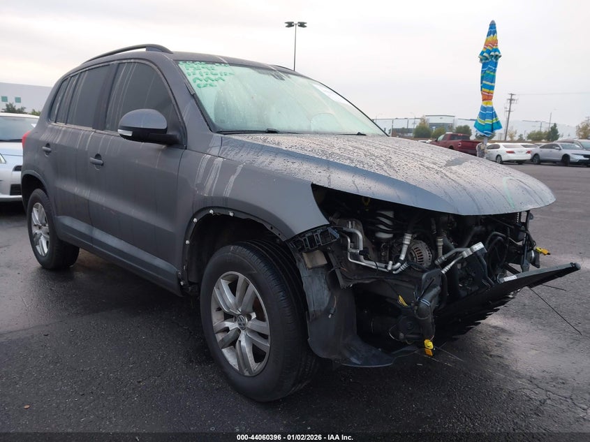 2016 Volkswagen Tiguan S
