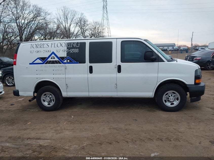 CHEVROLET EXPRESS 2500 2019 VIN 1GCWGAFPXK1365976