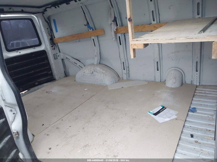 2019 CHEVROLET EXPRESS 2500 auction photo 8