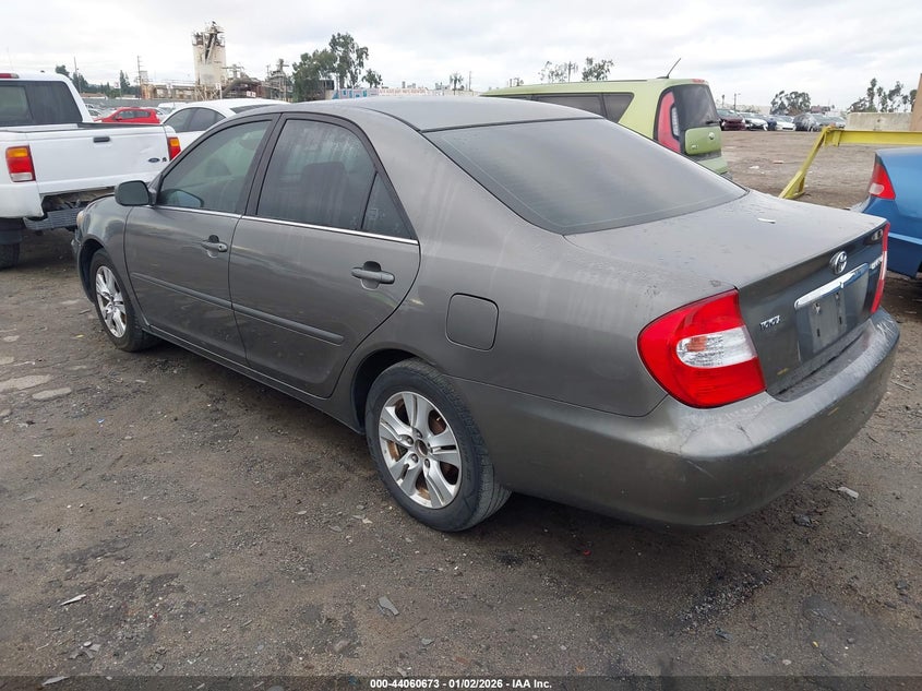 2004 Toyota Camry Le