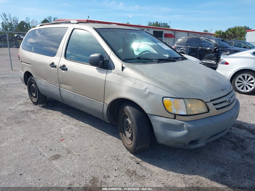 4T3ZF13C91U383581 2001 Toyota Sienna Le auction photo 1