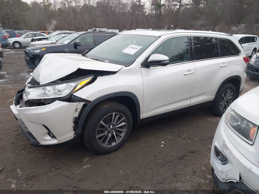 2019 Toyota Highlander Xle