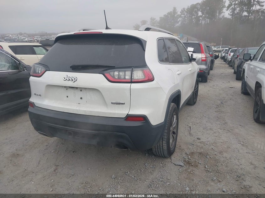 VIN 1C4PJMLX0KD138368 2019 JEEP CHEROKEE LATITUDE PLUS 4X4