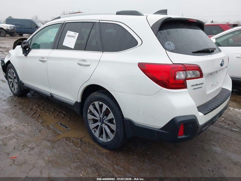 2018 Subaru Outback 3.6R Touring