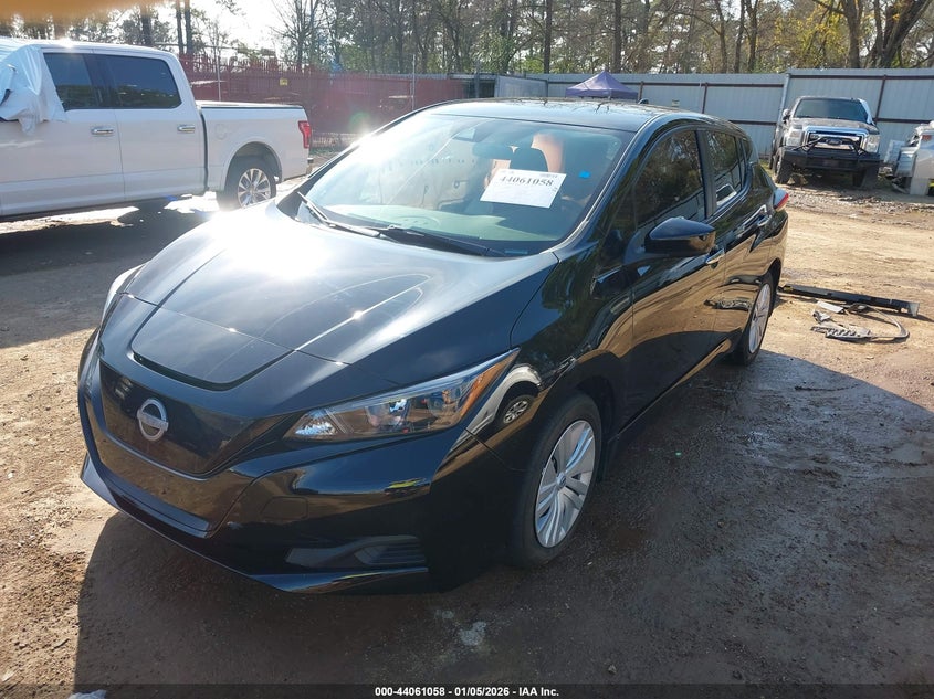 Vin: 1n4az1bvxpc555268, lot: 44556841, nissan leaf s 40 kwh 20232