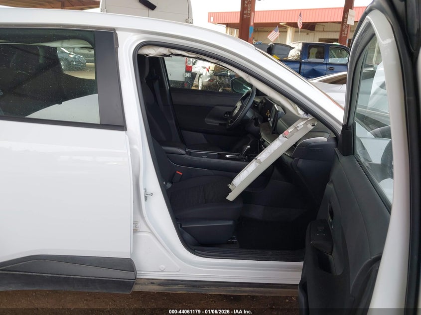 2025 Nissan Kicks S Intelligent Awd