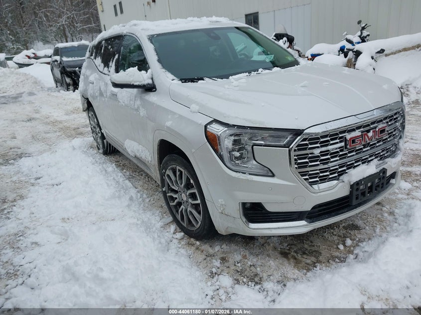 GMC TERRAIN AWD DENALI