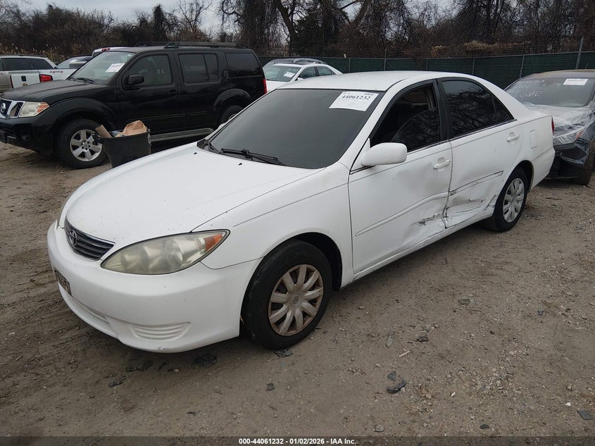 2005 Toyota Camry Le