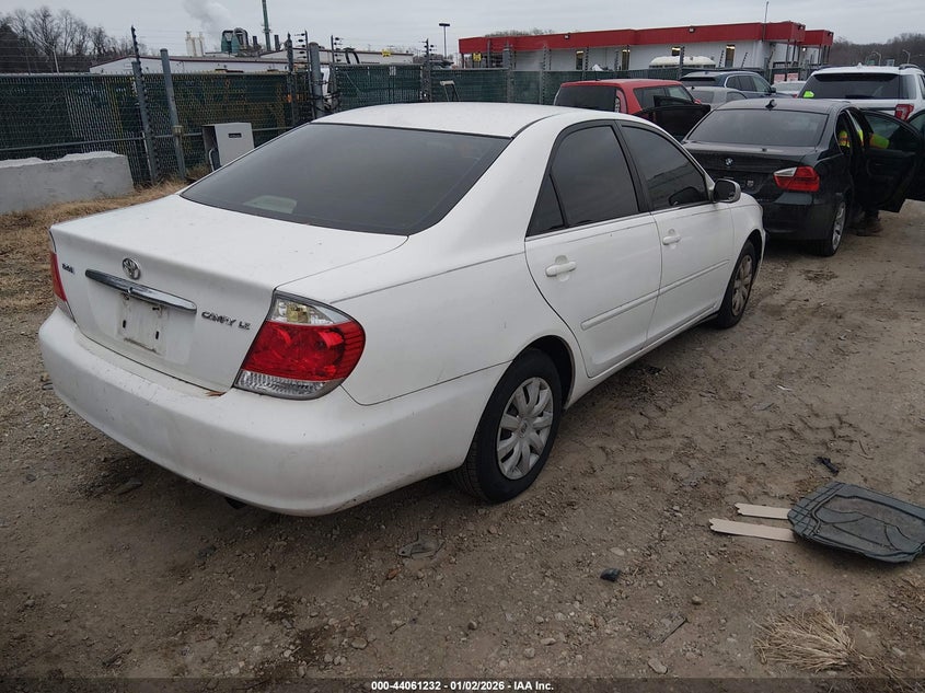 2005 Toyota Camry Le