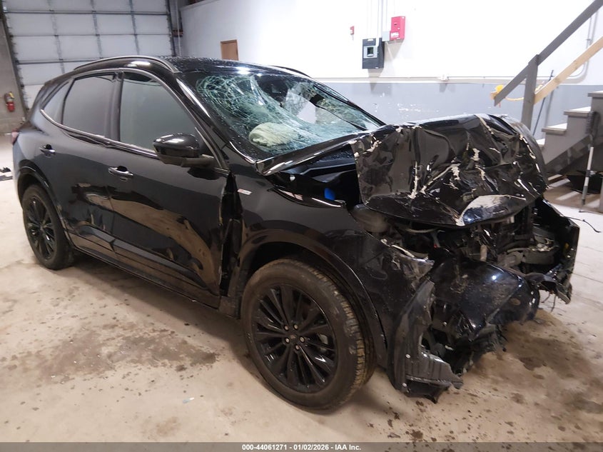 2023 Ford Escape St-Line Elite