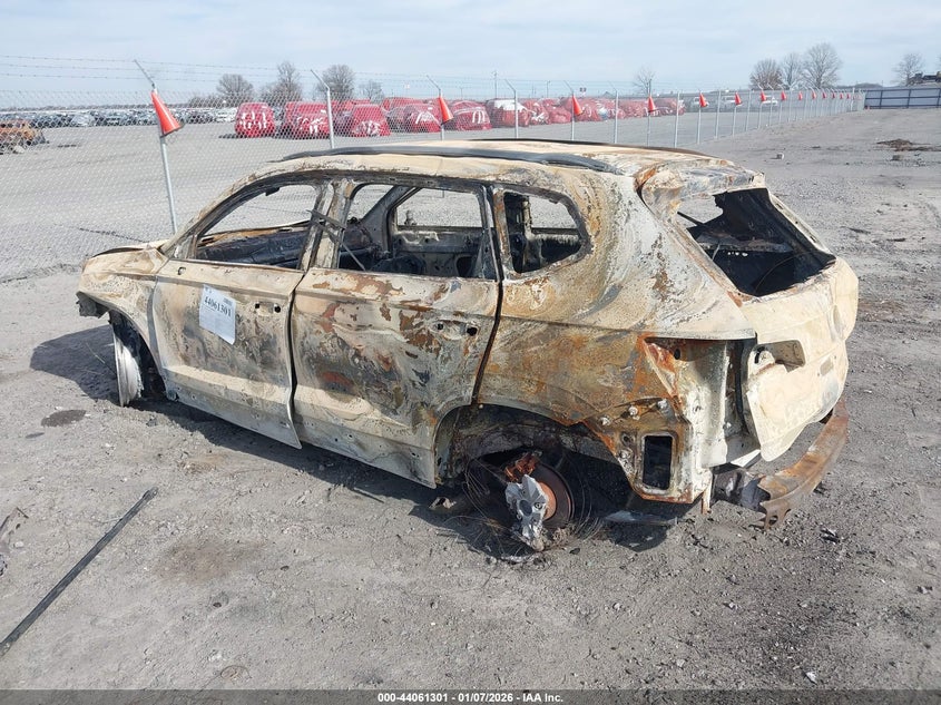 VIN 3VVSX7B22PM310672 2023 VOLKSWAGEN TAOS 1.5T SE