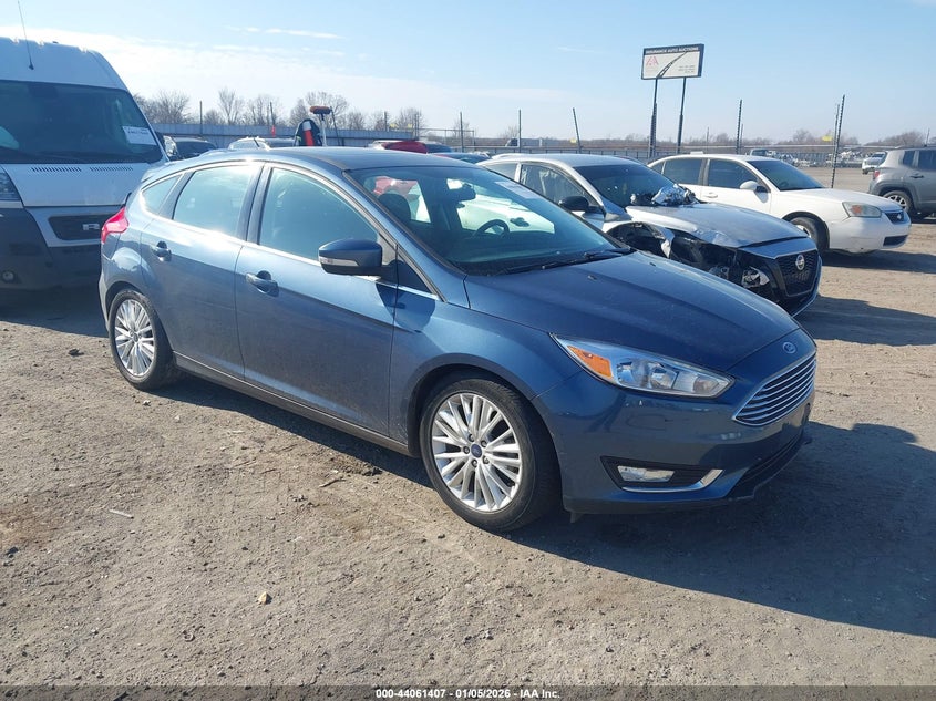 1FADP3N27JL230133 2018 Ford Focus Titanium auction photo 1